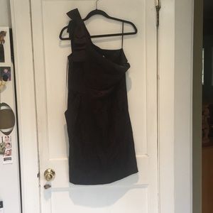 One shoulder dress with pockets!